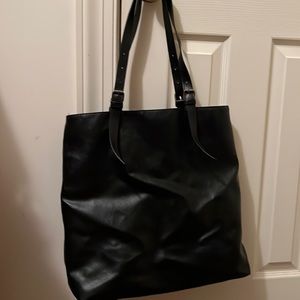 Black large faux leather tote bag preowned